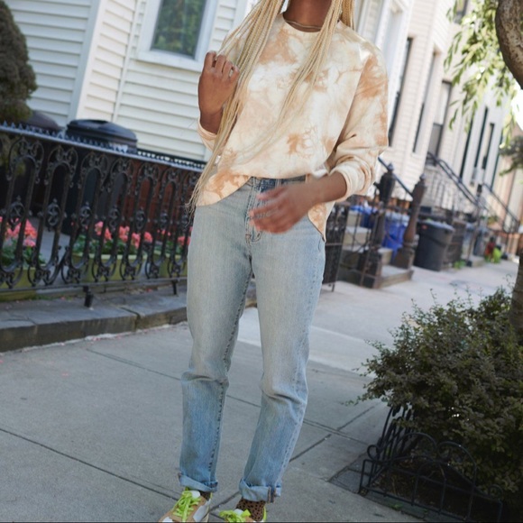 SOLD OUT Madewell Tie-Dye (Re)sourced Cotton Swing Sweatshirt - Picture 11 of 14